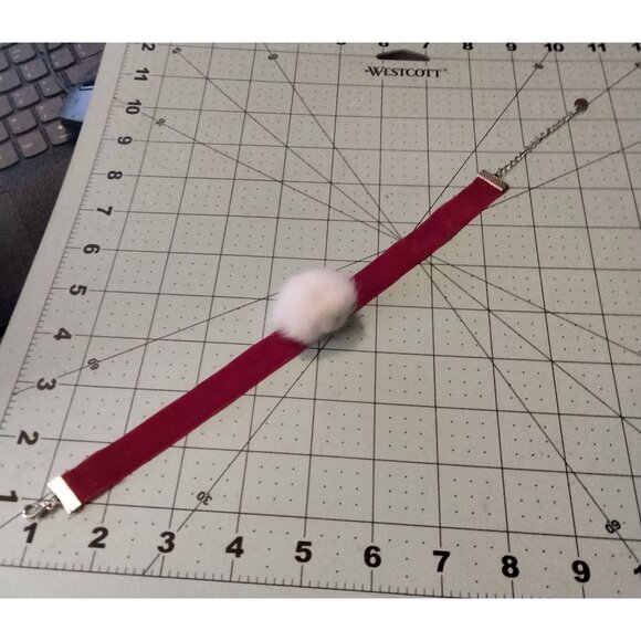 Claires Red Velvet Choker Necklace White Pom Santas Helper Child - Picture 4 of 5